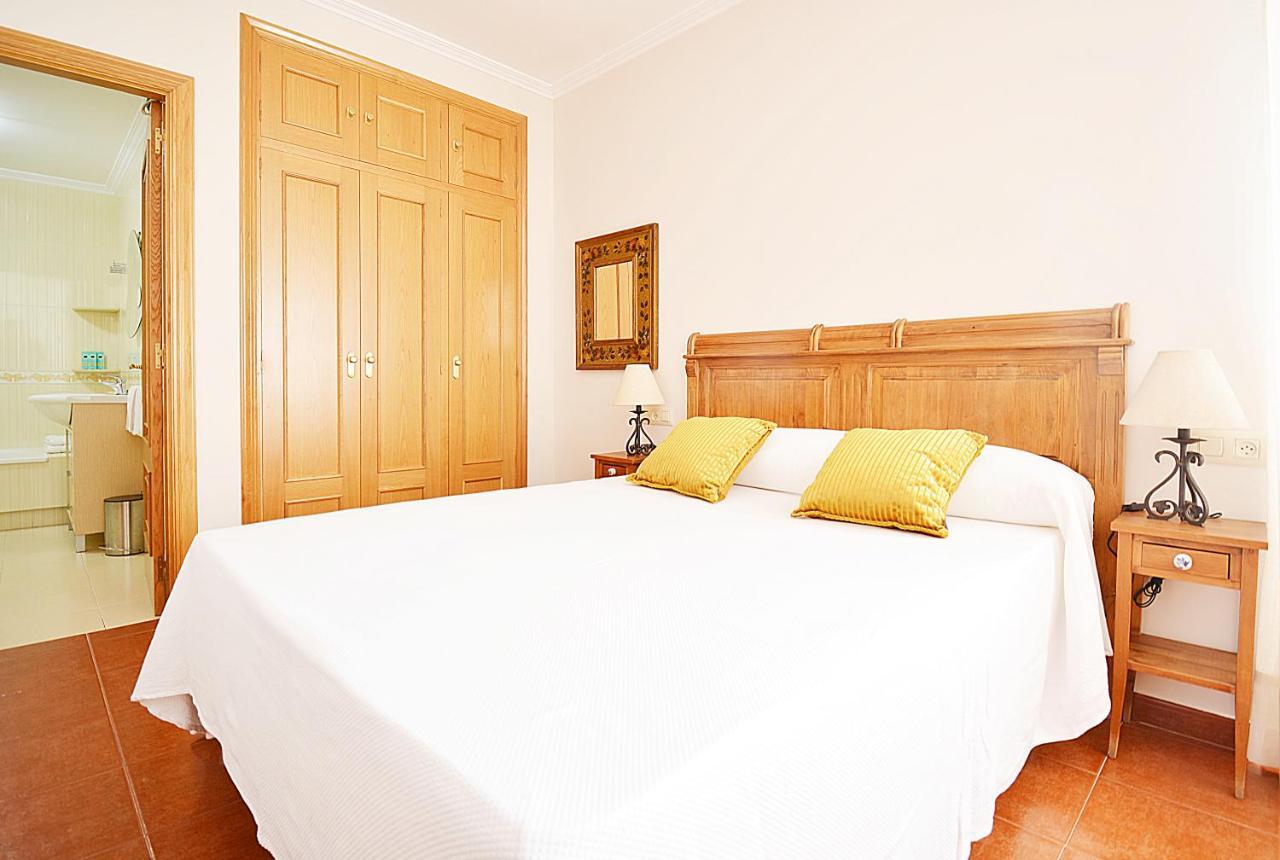 Galihost - Apartamento Con Piscina En El Centro De Sanxenxo Eksteriør billede